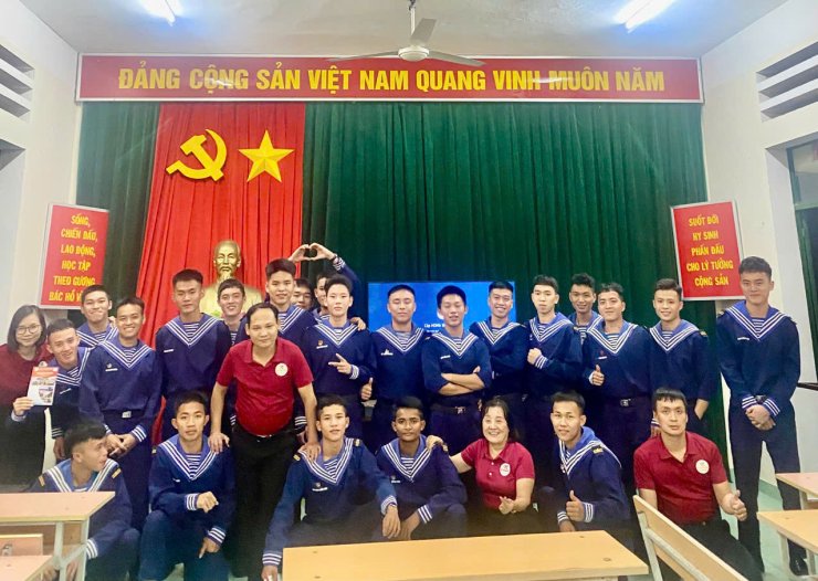 ĐỒNG HÀNH CÙNG BỘ ĐỘI LỮ ĐOÀN 680 HẢI QUÂN SAU XUẤT NGŨ